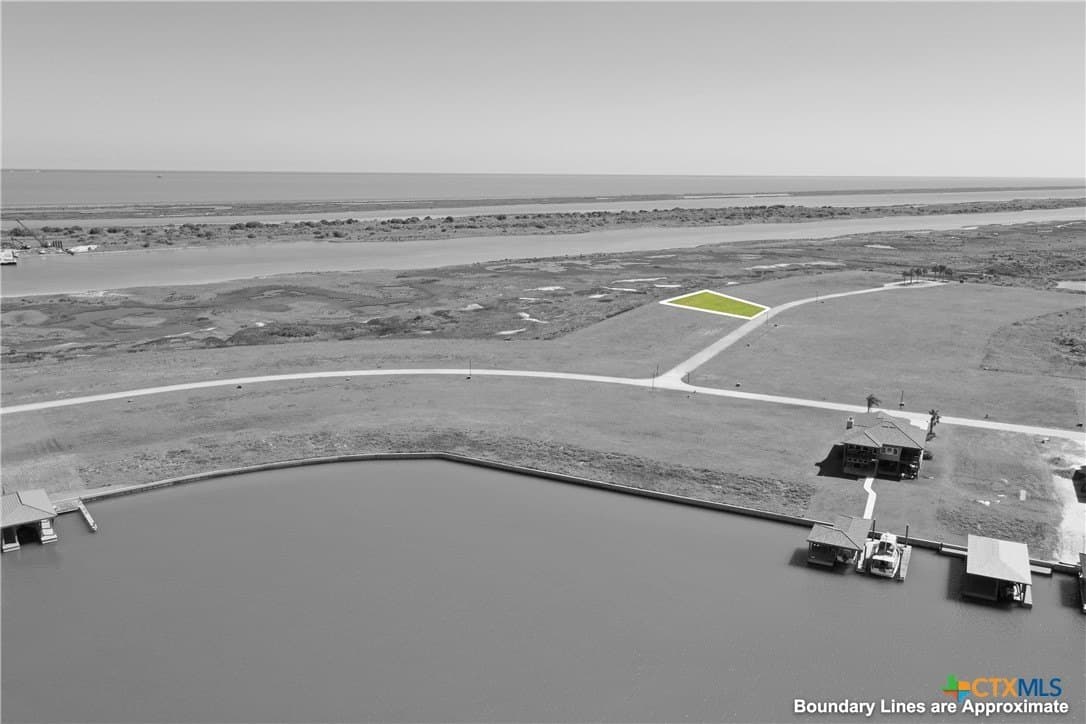 0.3 acres in Calhoun County gallery image 4