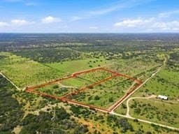 10.01 acres in Gillespie County gallery image 3
