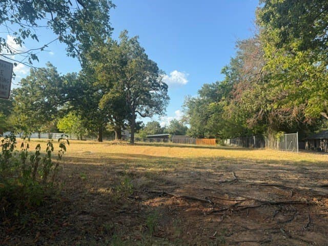 0.53 acres in Lamar County - photo 3