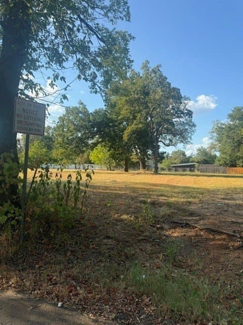 0.53 acres in Lamar County - photo 2