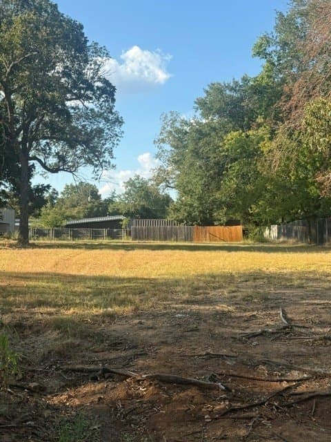 0.53 acres in Lamar County - photo 4