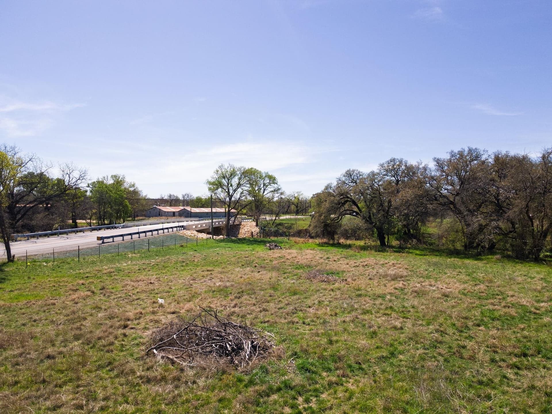 2 acres in Lampasas County