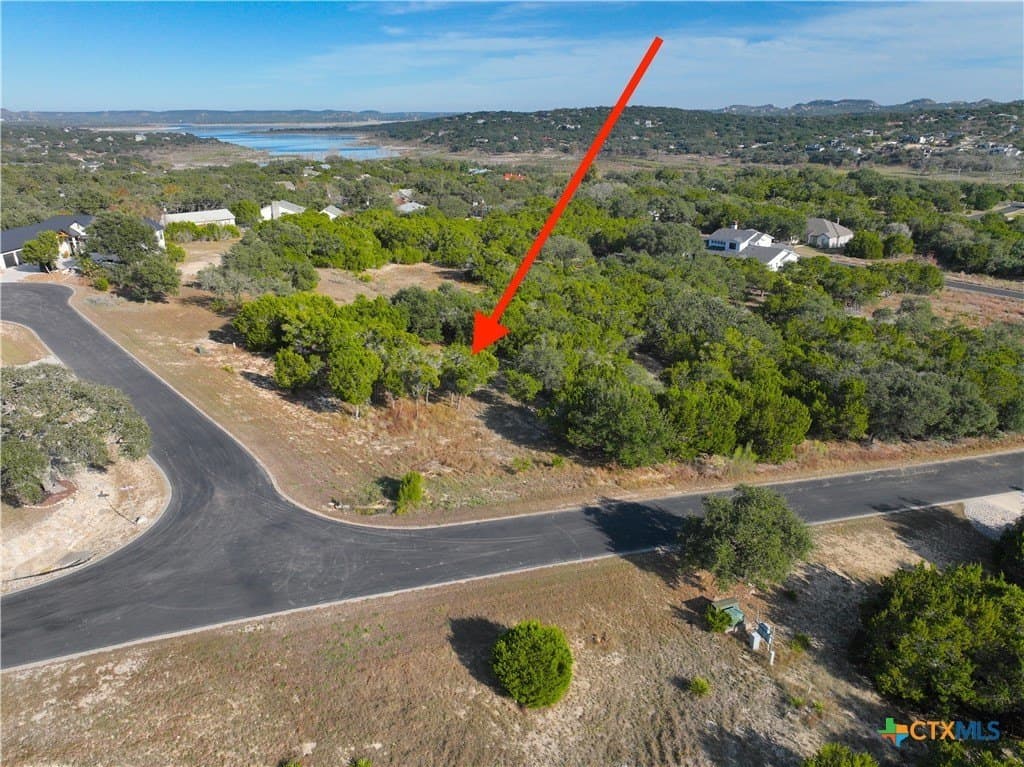1.21 acres in Comal County - photo 7
