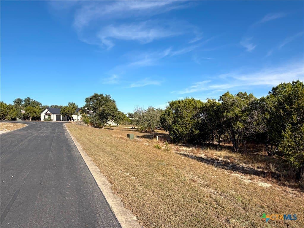 1.21 acres in Comal County - photo 15