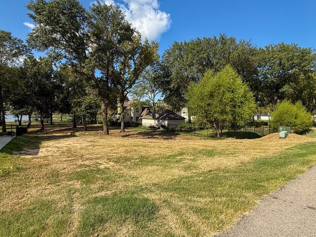 0.47 acres in Kaufman County - photo 18