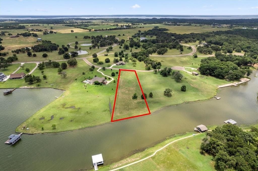 1.8 acres in Navarro County featured view