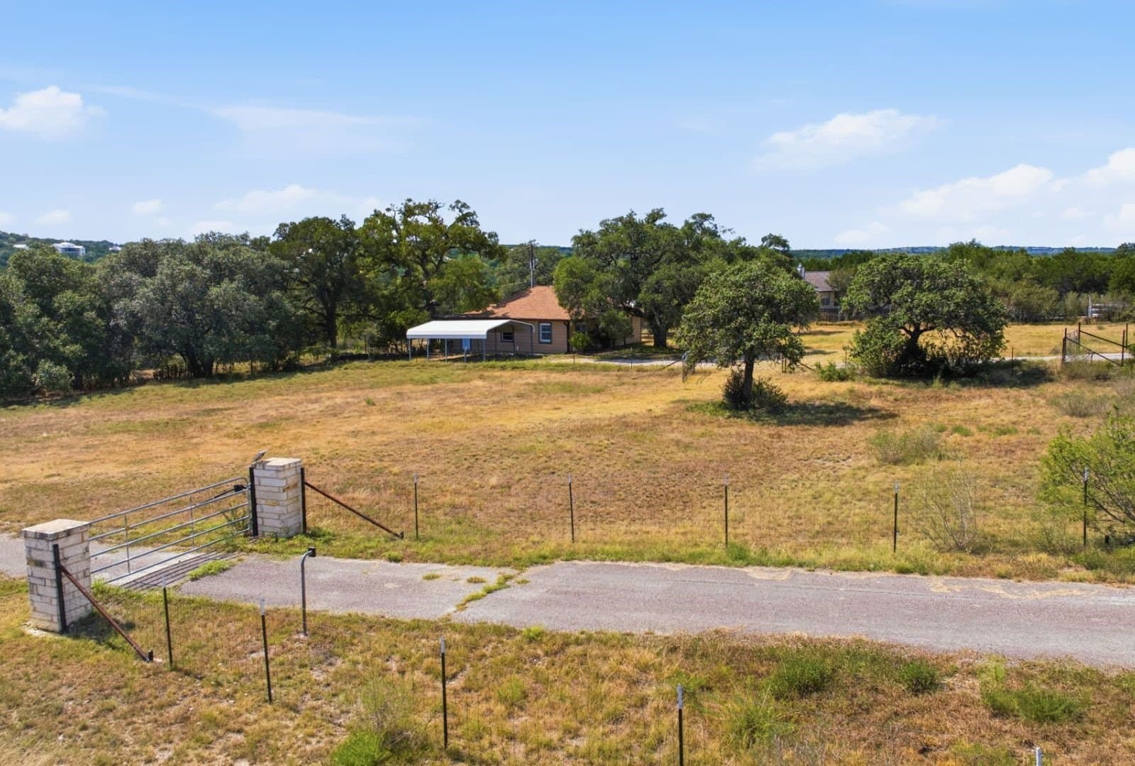 10 acres in Hays County - photo 17