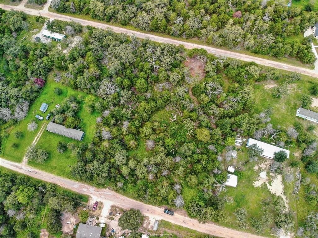0.56 acres in Burleson County - photo 15