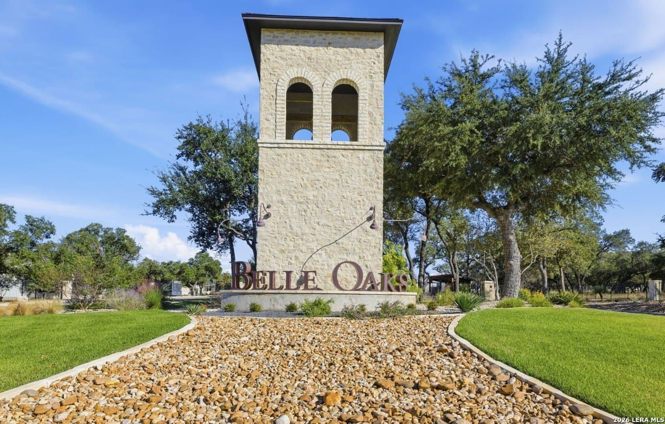 2.02 acres in Comal County gallery image 2