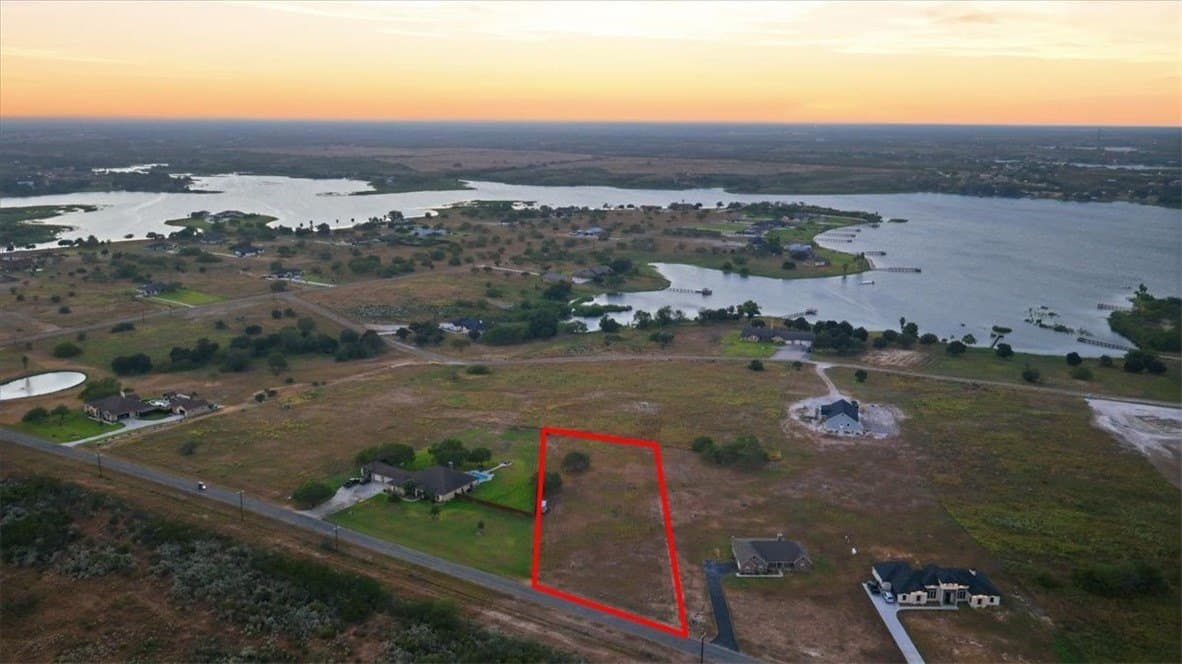 1.28 acres in Jim Wells County - photo 2
