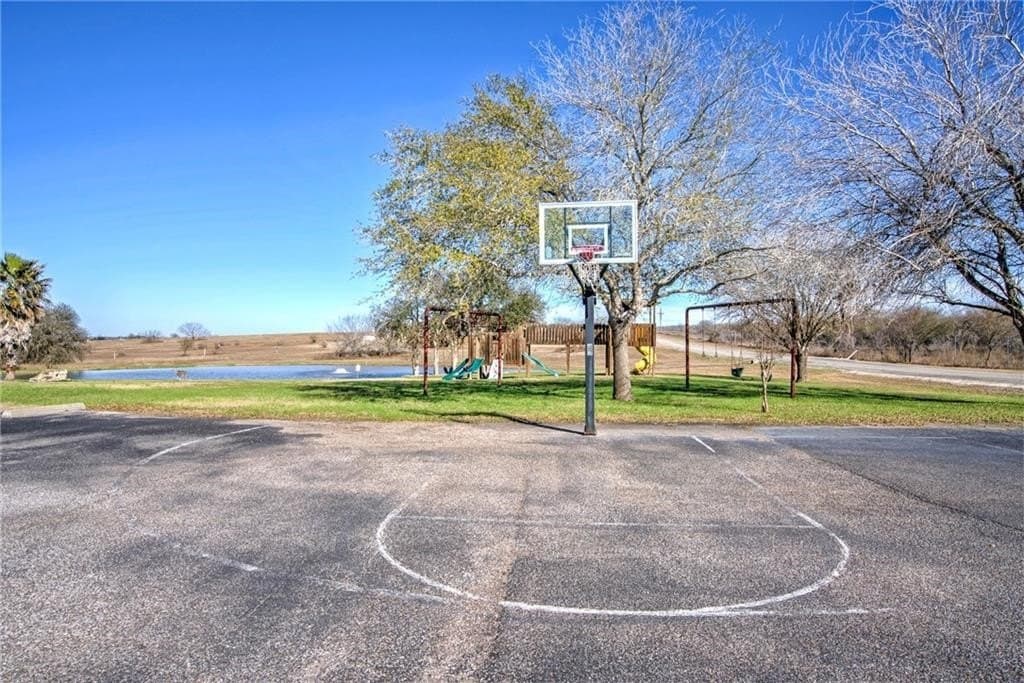 1.28 acres in Jim Wells County - photo 8