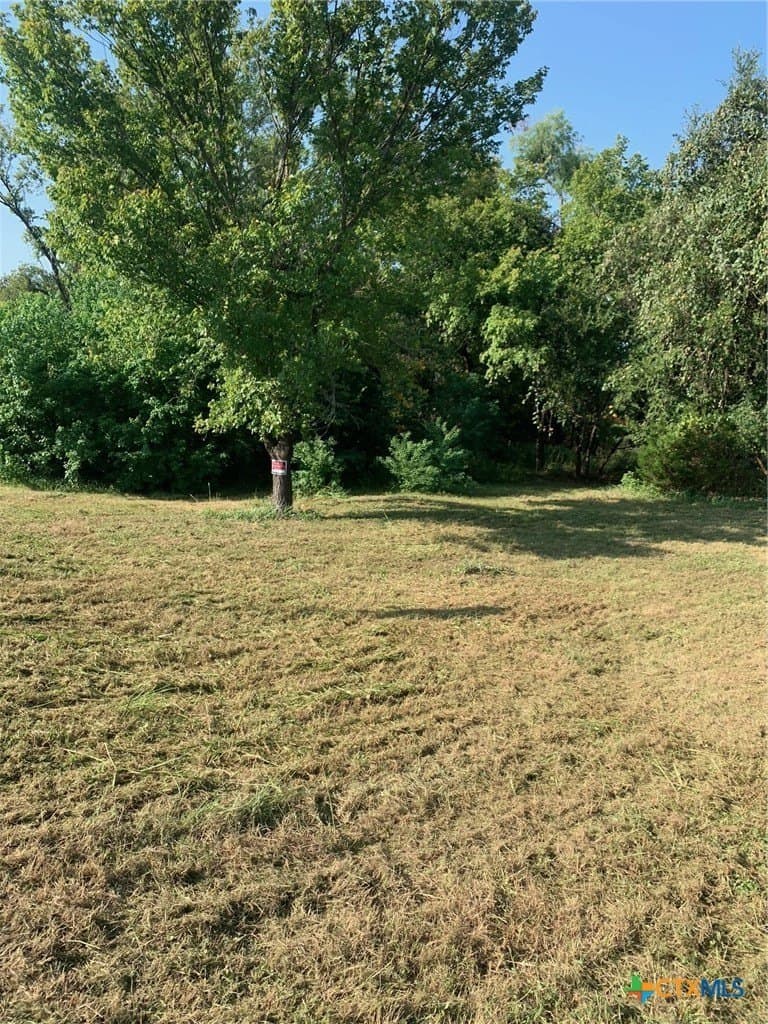 0.74 acres in Bell County