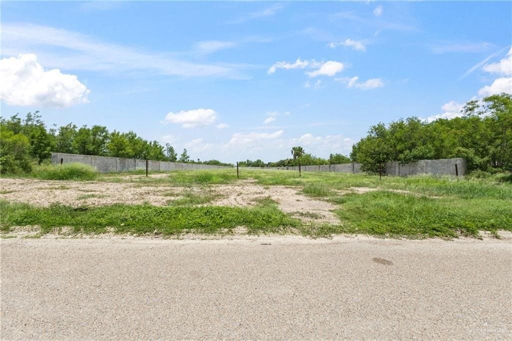 2.31 acres in Hidalgo County