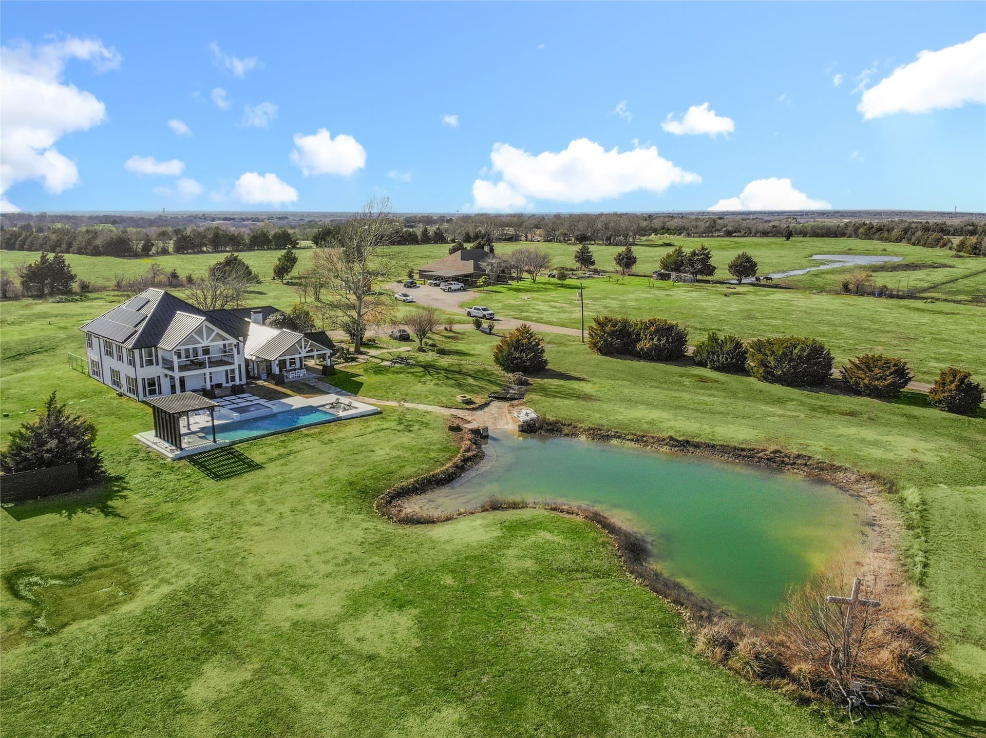 10.89 acres in Kaufman County