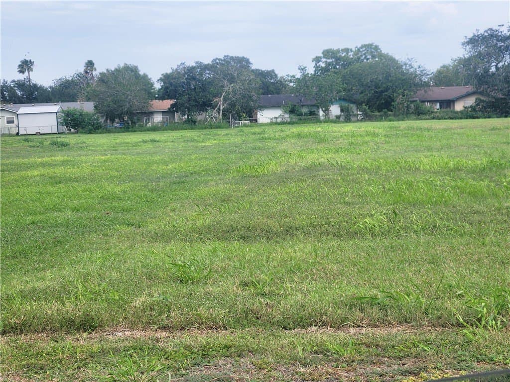 2.41 acres in Nueces County