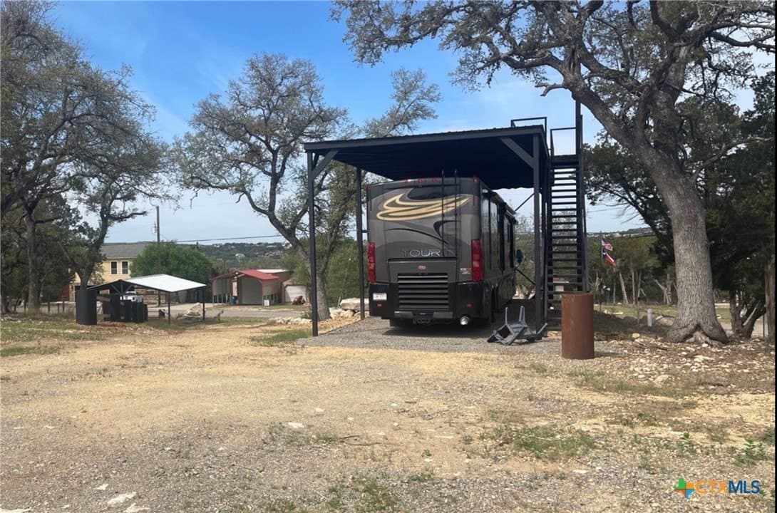 0.86 acres in Comal County