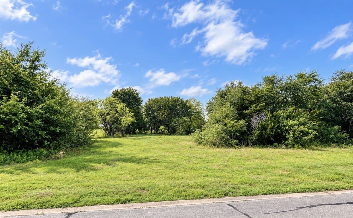 0.25 acres in Johnson County