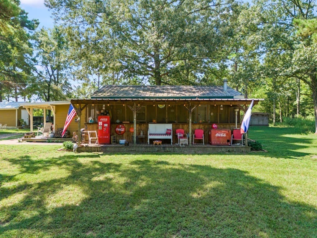 68.5 acres in Upshur County