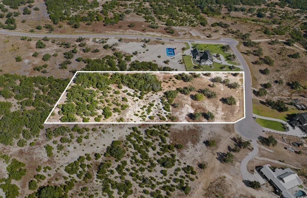 5.01 acres in Blanco County