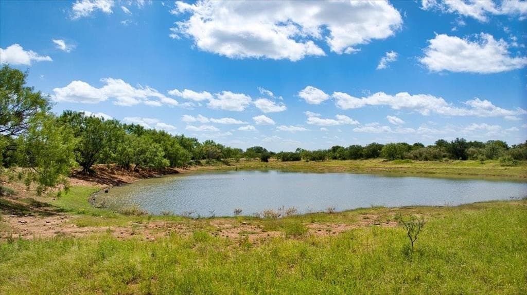 320 acres in Mason County
