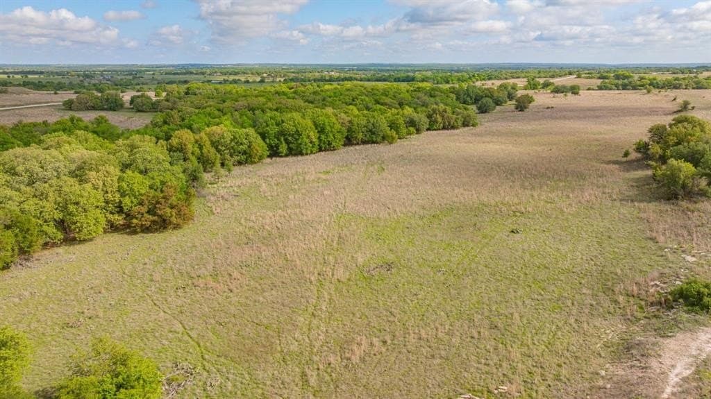 10.19 acres in Erath County