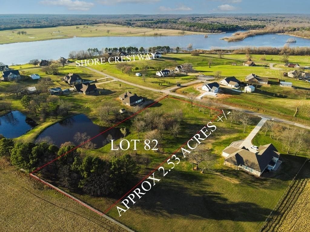 2.53 acres in Henderson County