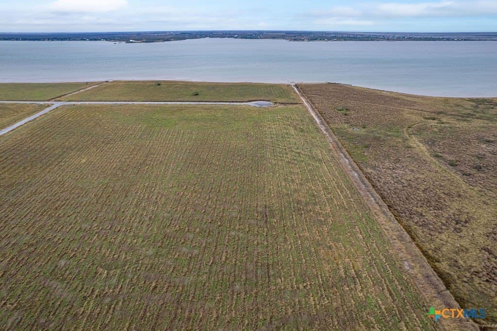 2.01 acres in Calhoun County