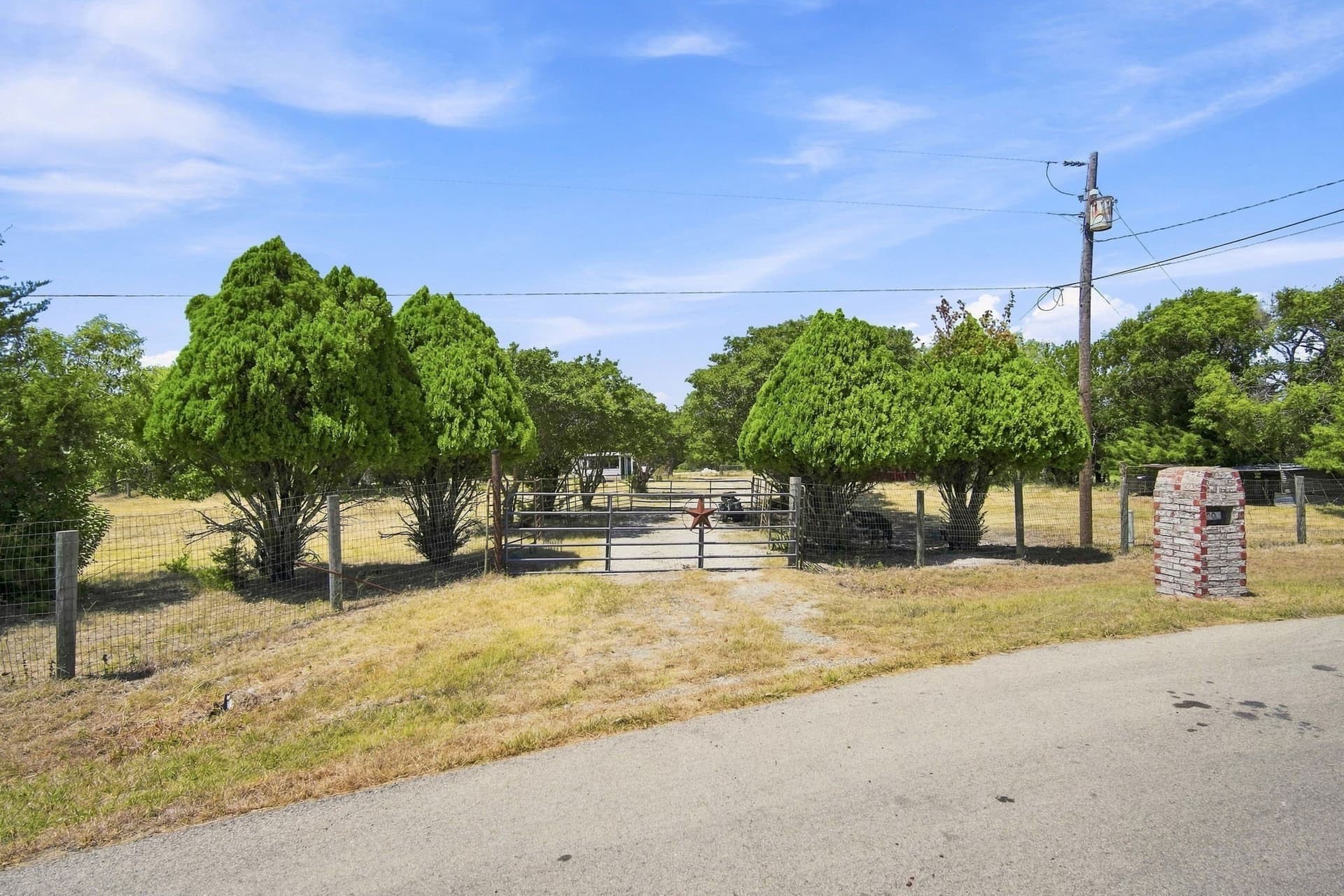 6.19 acres in Ellis County