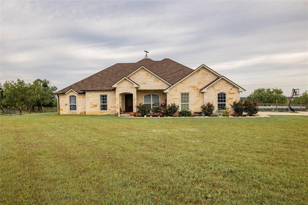 55.46 acres in Hill County