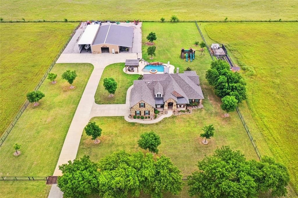 22.8 acres in Denton County