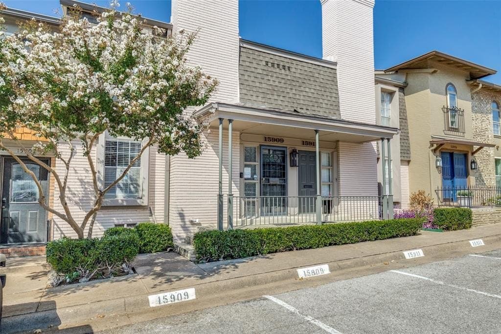11.05 acres in Dallas County