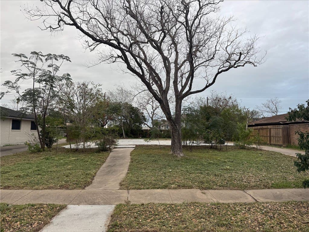 0.19 acres in Nueces County