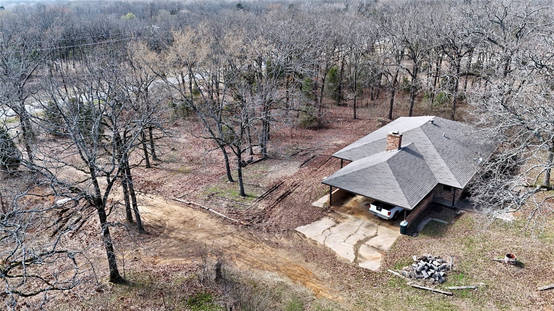 10 acres in Henderson County