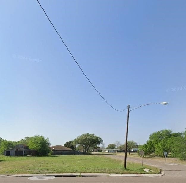 0.27 acres in Nueces County