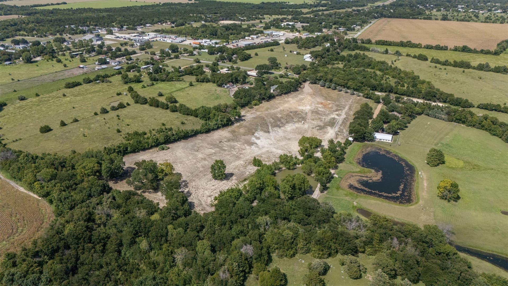 11.33 acres in Ellis County