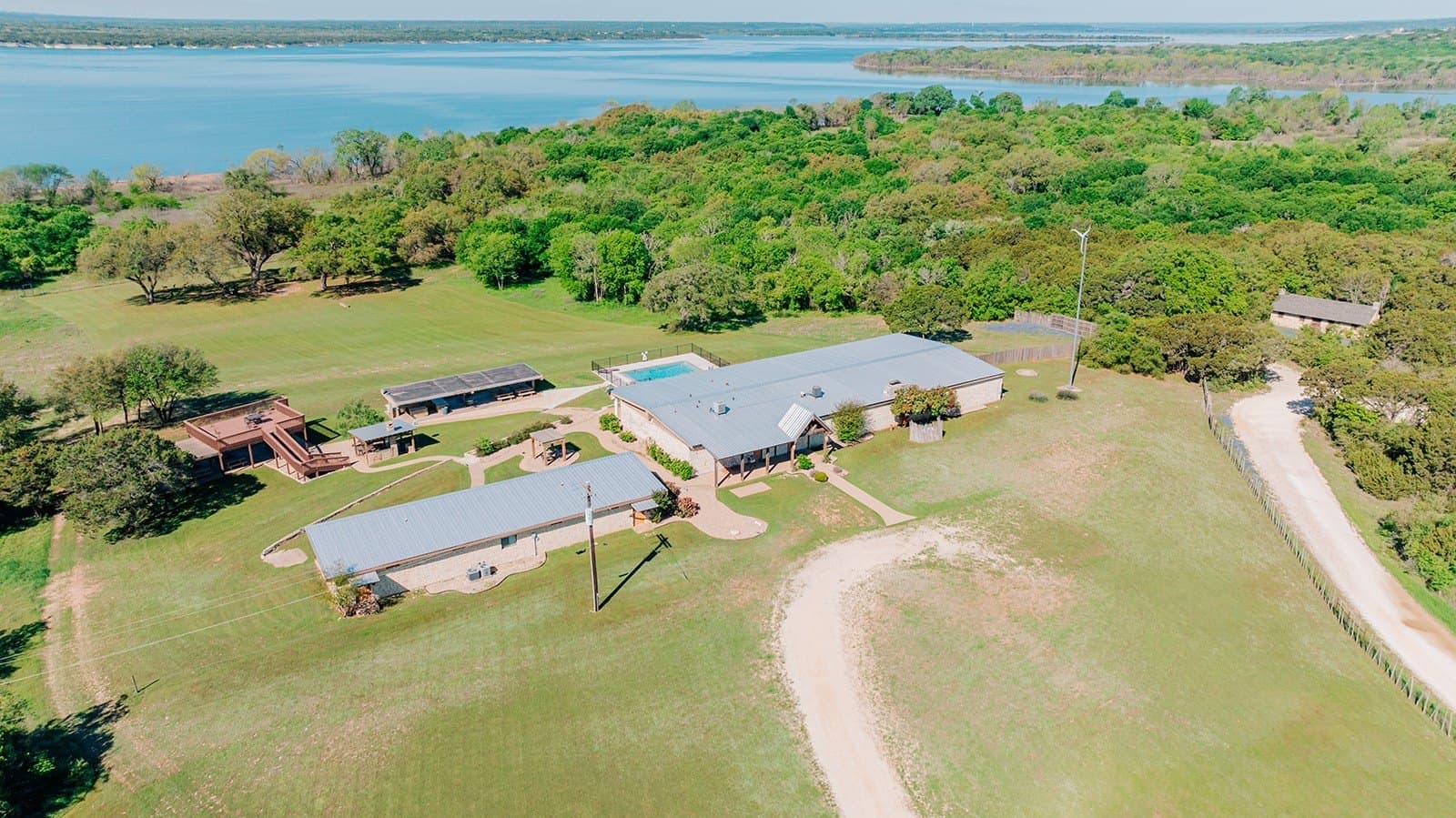14 acres in Hill County