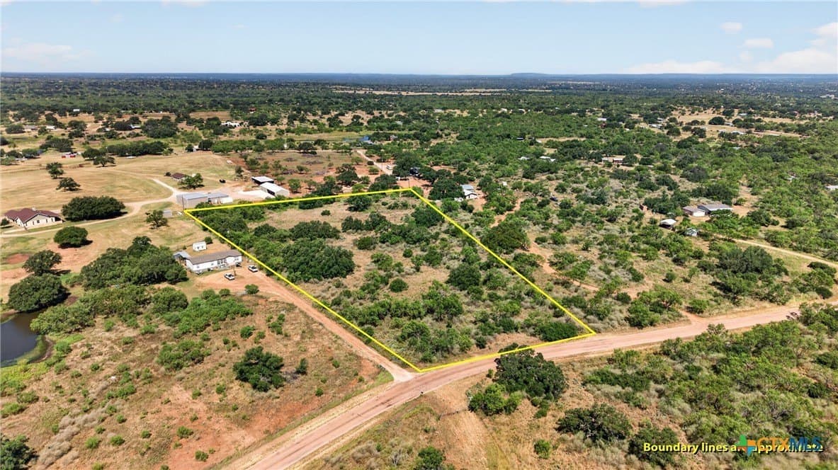 5.01 acres in Llano County