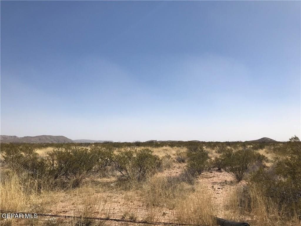 21.46 acres in Hudspeth County