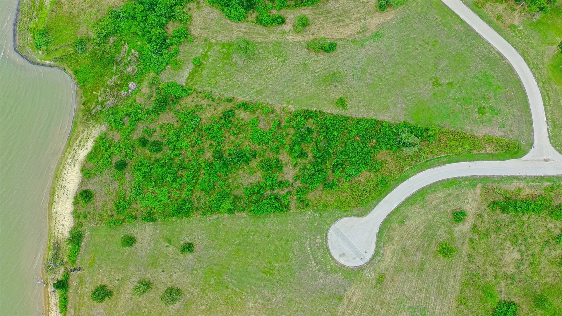 1.39 acres in Navarro County