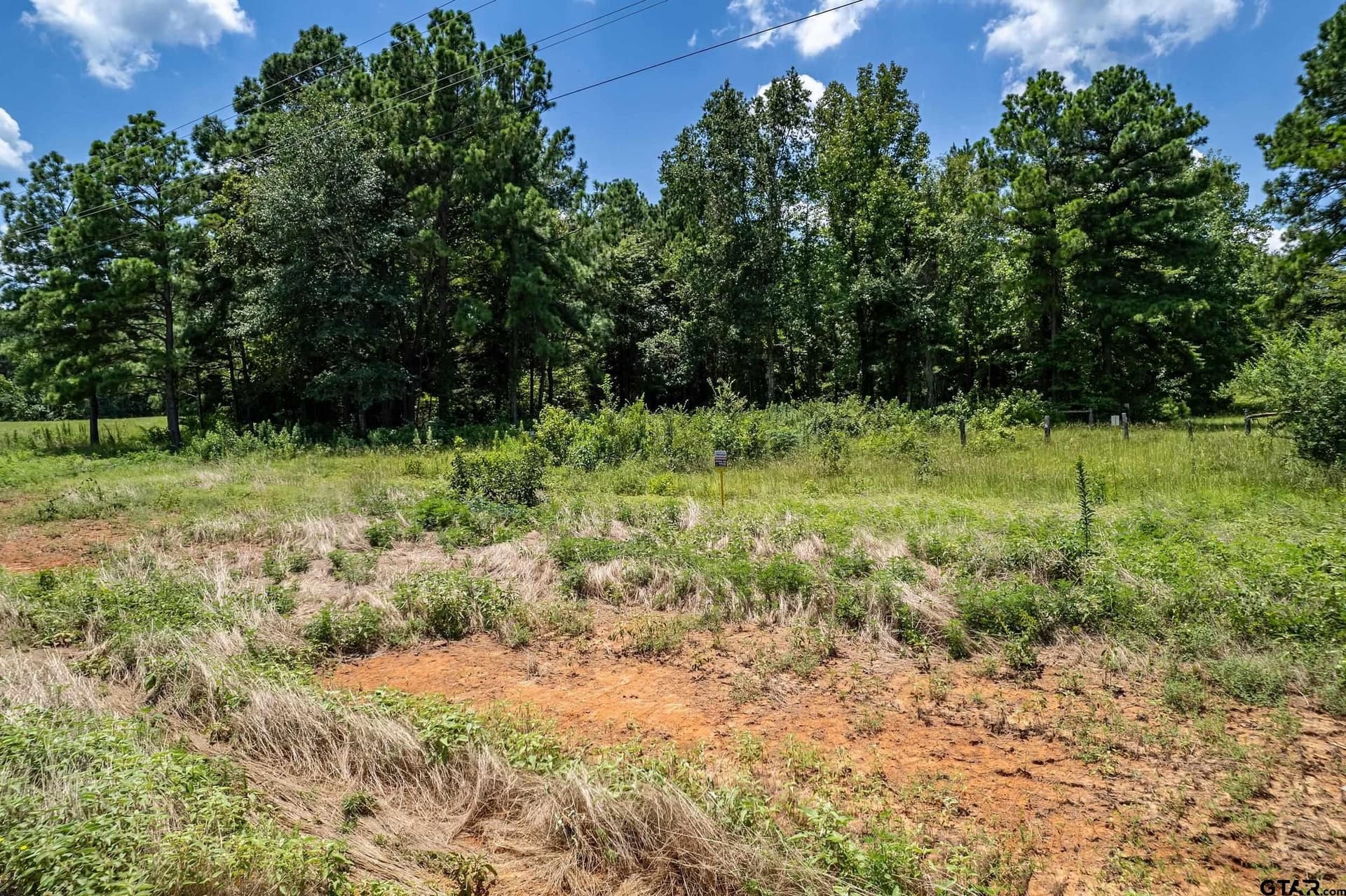 3.29 acres in Smith County