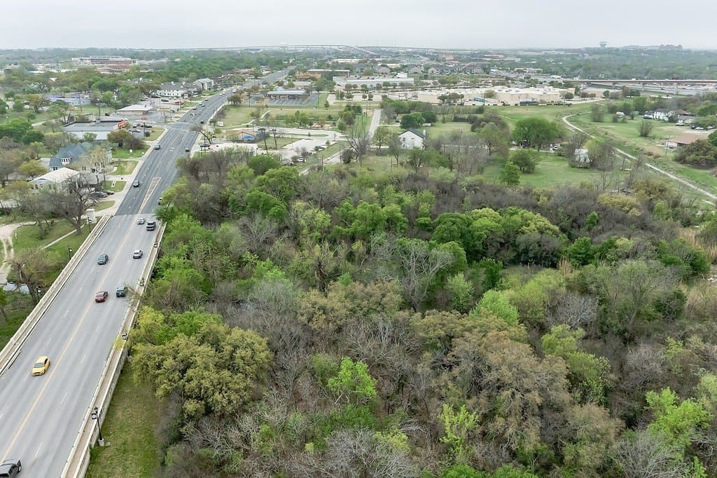 1.31 acres in Williamson County