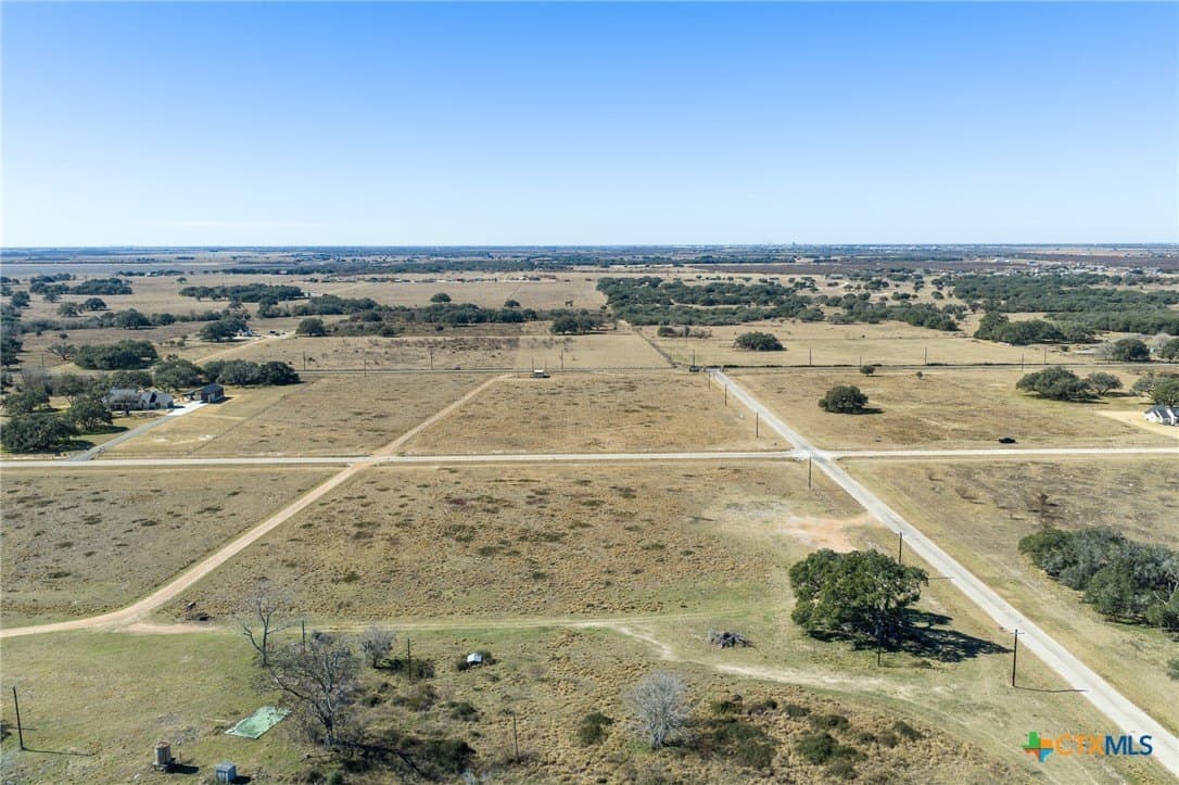 5.79 acres in Victoria County