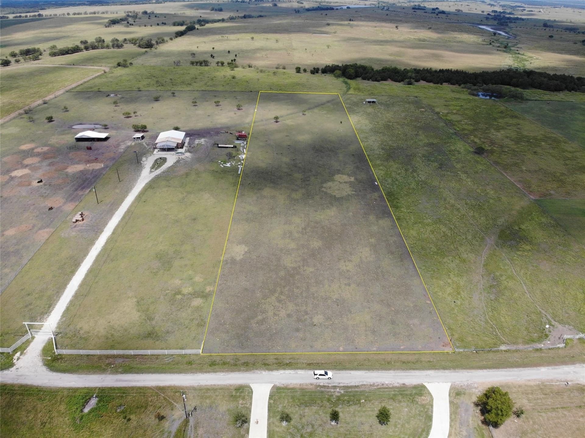 5 acres in Navarro County