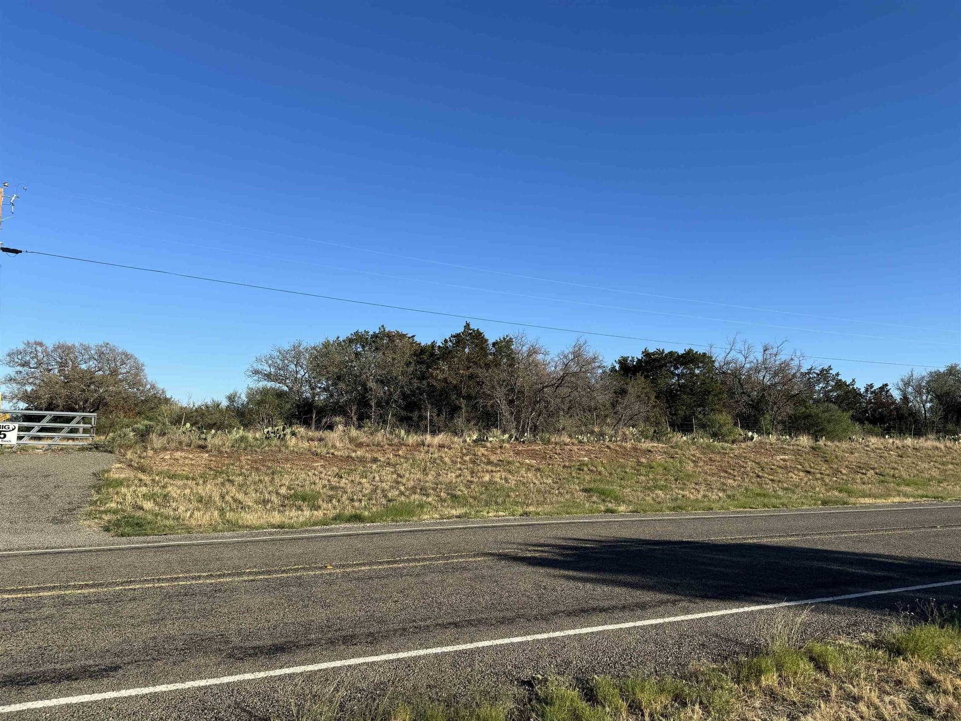 5 acres in Burnet County