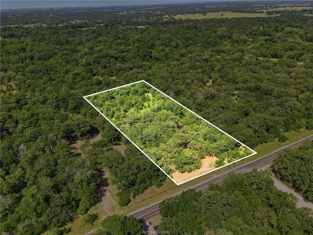 4 acres in Brazos County