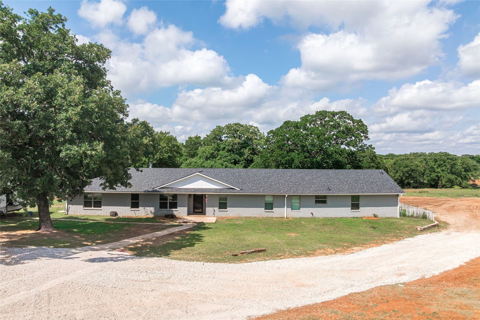 12.79 acres in Grayson County