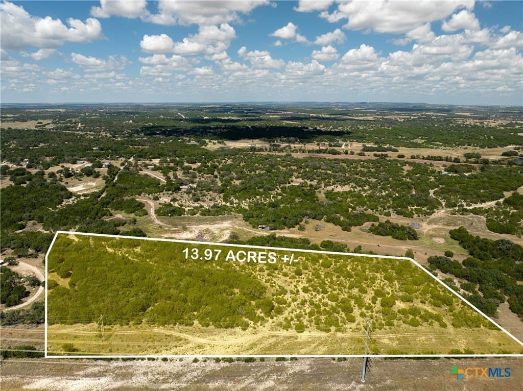 13.97 acres in Lampasas County