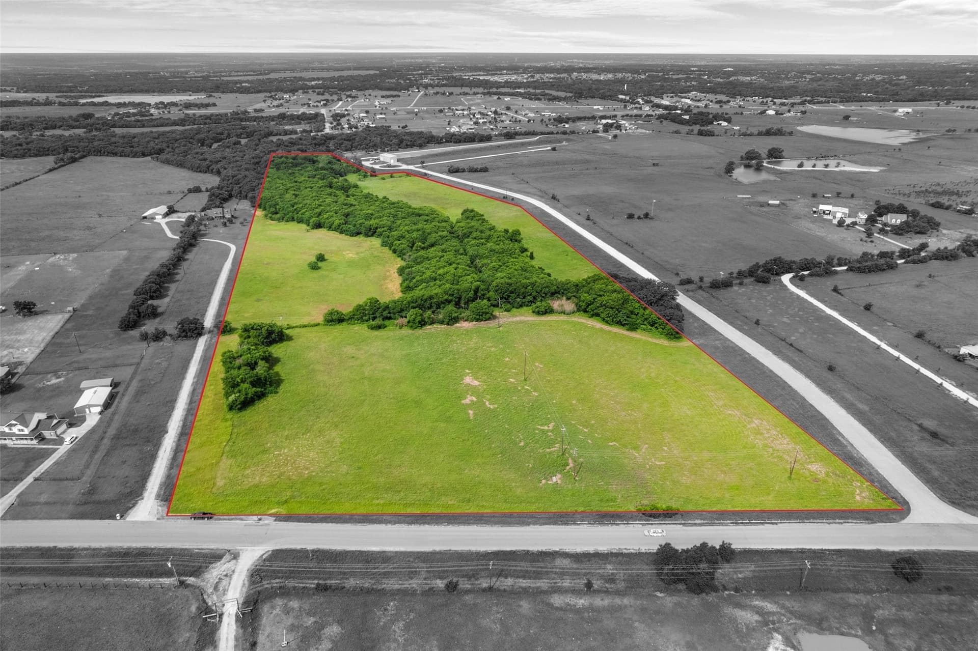 30 acres in Ellis County