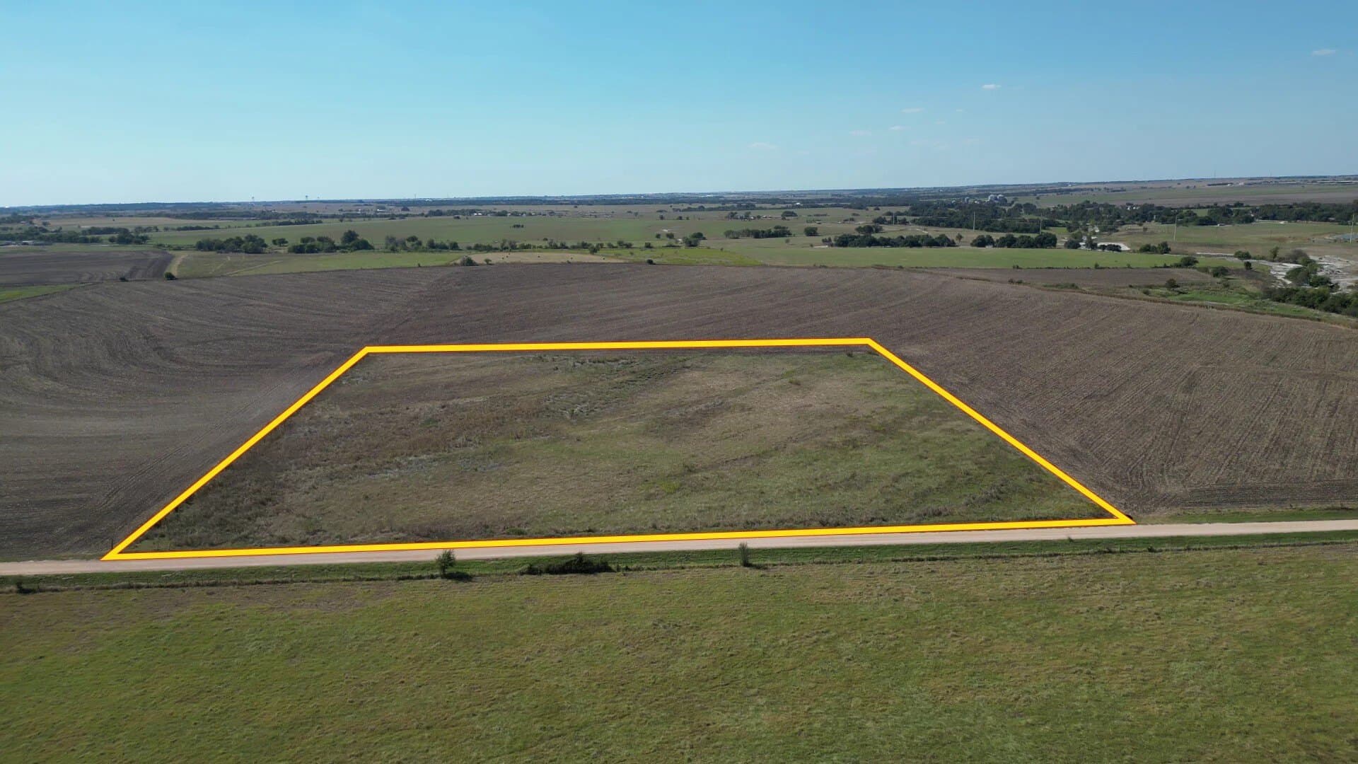 8 acres in Williamson County