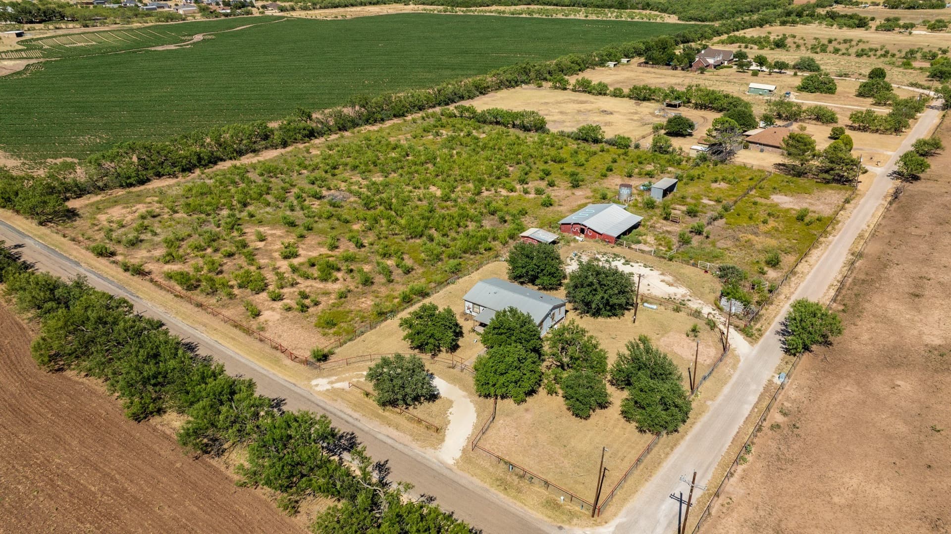 4.9 acres in Taylor County